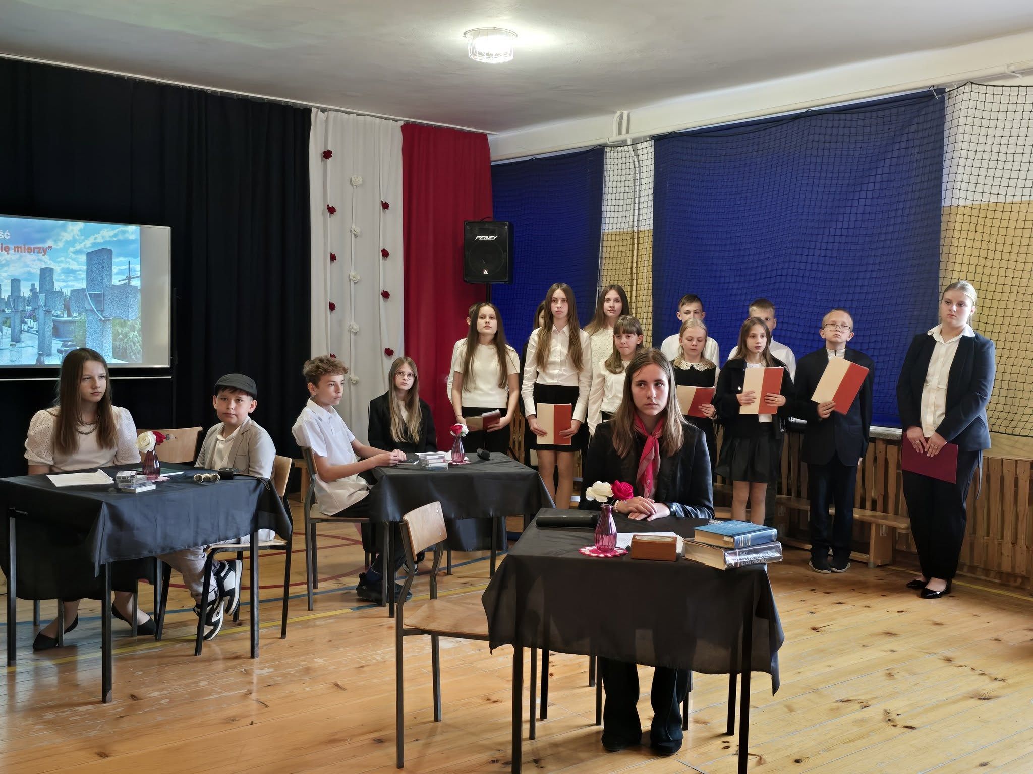 images/galerie/2025/81rocznicarobertarozloga/502407183_1039092841684005_4680471047311247993_n.jpg#joomlaImage://local-images/galerie/2025/81rocznicarobertarozloga/502407183_1039092841684005_4680471047311247993_n.jpg?width=2048&height=1536