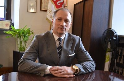 Burmistrz Szydłowca Artur Ludew